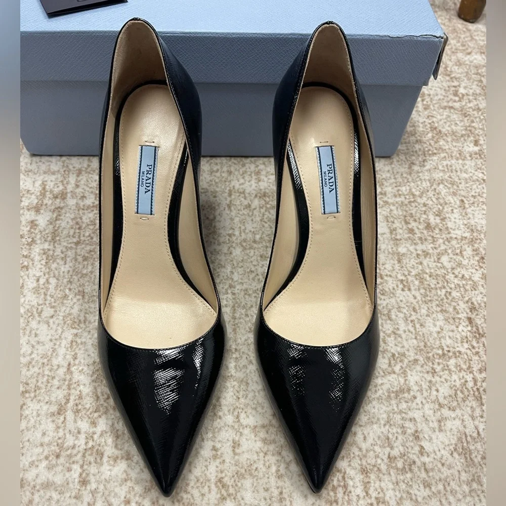 ✨PRADA Heels✨ - Picture 7 of 10